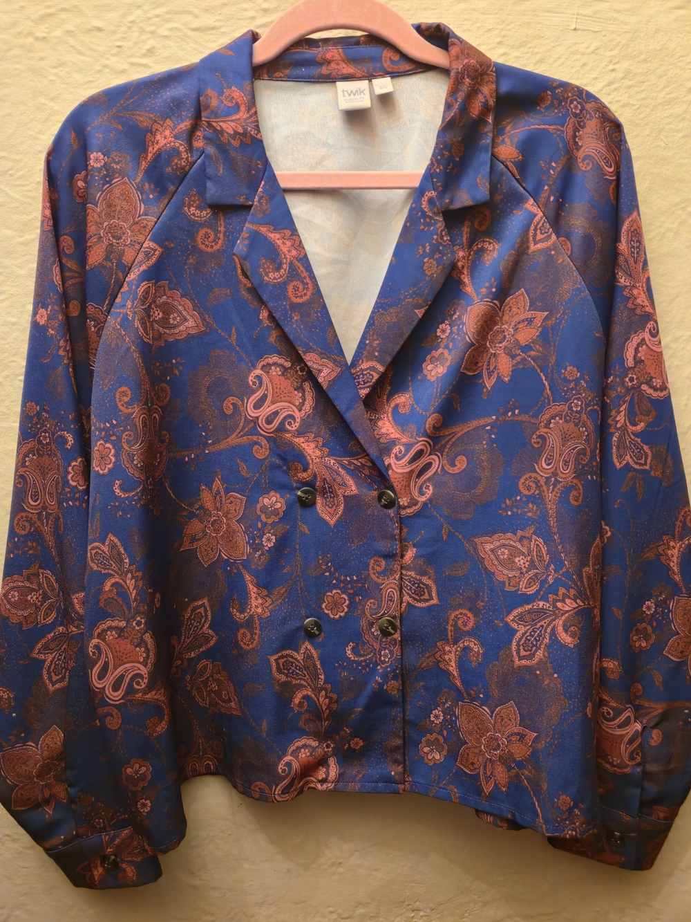 🔥3/15$Twik Simons Blue Paisley Satin Button Up Blouse Size L Retro Floral Shirt - Picture 7 of 9